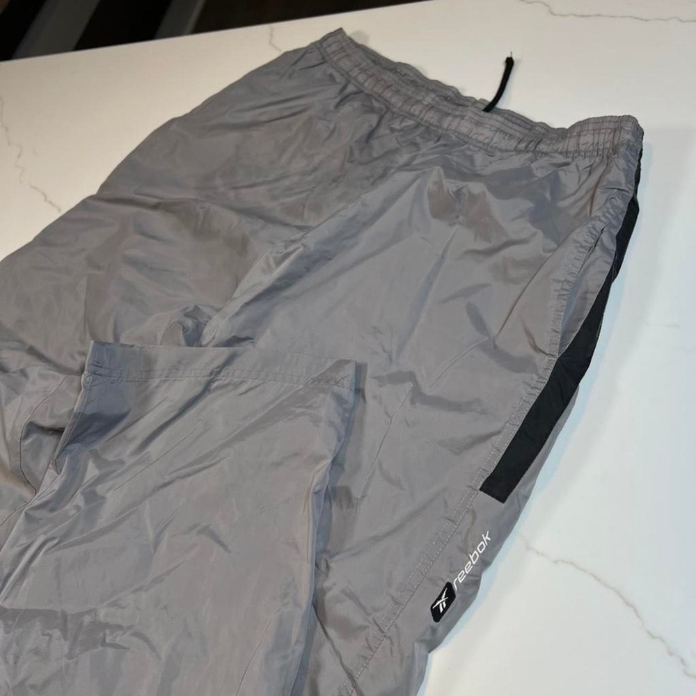 Reebok Track Pants Mens Large Grey Black Side Stripe Nylon Mesh Lined Joggers